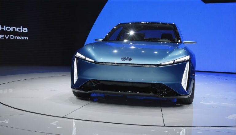 Honda Πατάει Παύση: Γιατί το Όνειρο των Ηλεκτροκίνητων Οχημάτων στον Καναδά Αντιμετωπίζει Έναν Ανεπίγνωστο Δρόμο